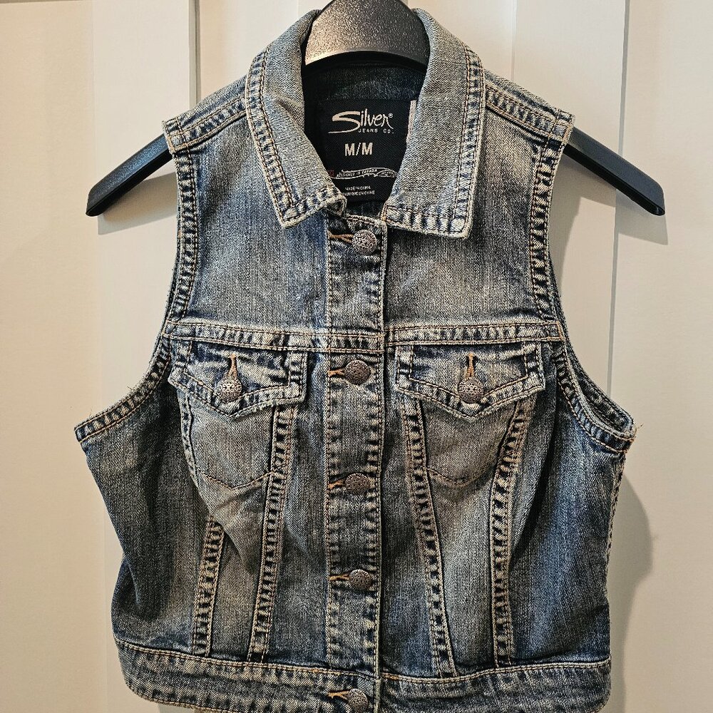 Excellent Condition - SILVER JEANS CO Faded Denim Vest - Women's Size Medium